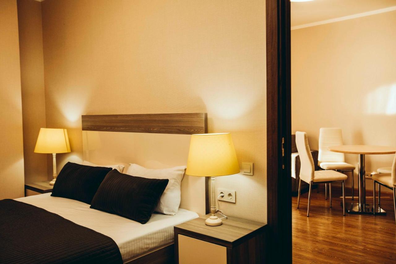 Holiday Lux Tower บาทูมิ ห้อง รูปภาพ