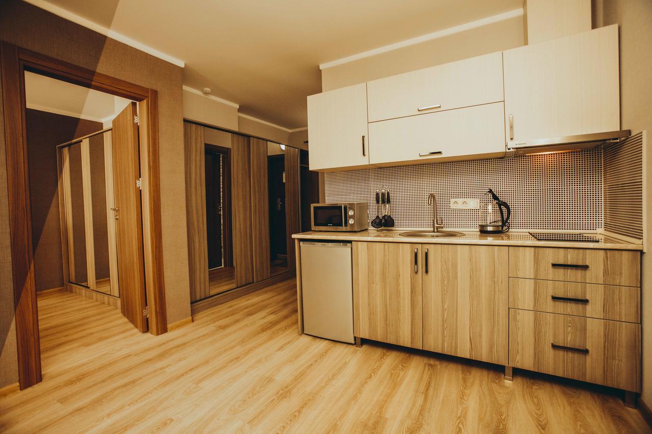 Holiday Lux Tower บาทูมิ ภายนอก รูปภาพ